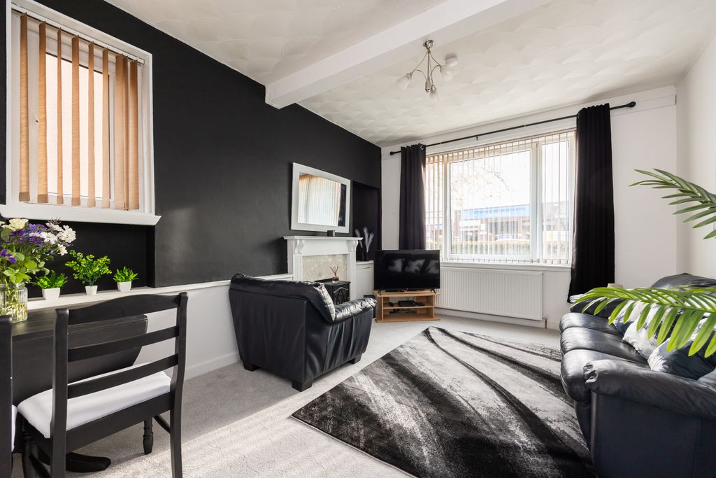 Property photo 2 of 18 Property Image 2