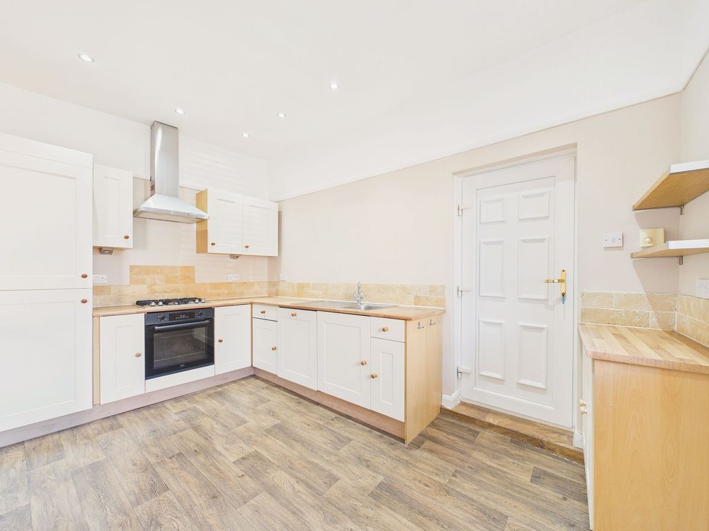 Property photo 3 of 13 Kitchen