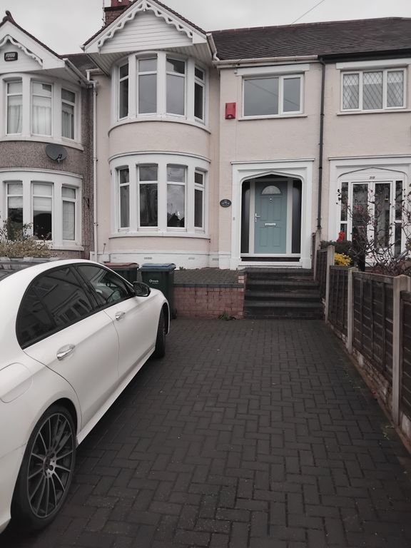 Property photo 2 of 31