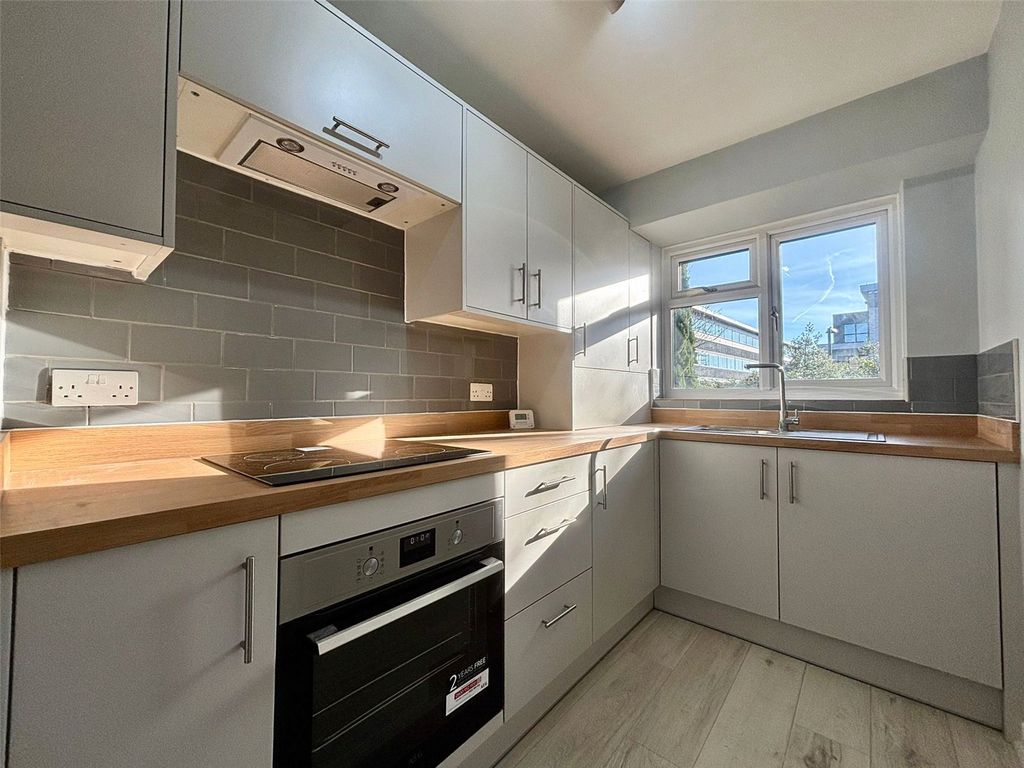 Property photo 3 of 7 Picture No. 04