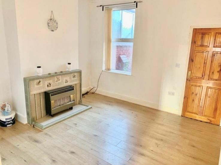 Property photo 2 of 9