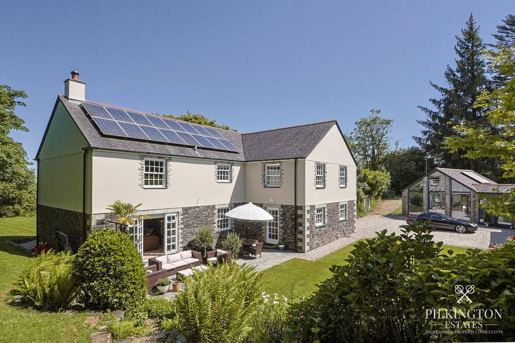 Additional image 2 of 6 bed detached house for saleTreween, Launceston, Cornwall PL15