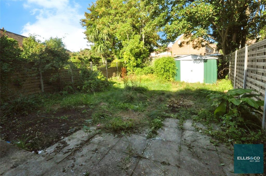 Property photo 3 of 17 Picture No. 15