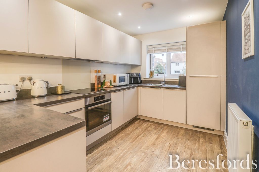 Property photo 2 of 15 Picture No. 06