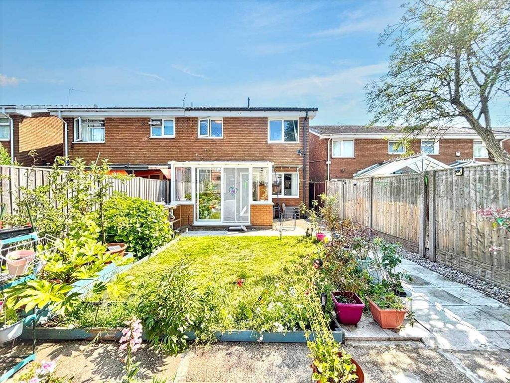 Property photo 2 of 18