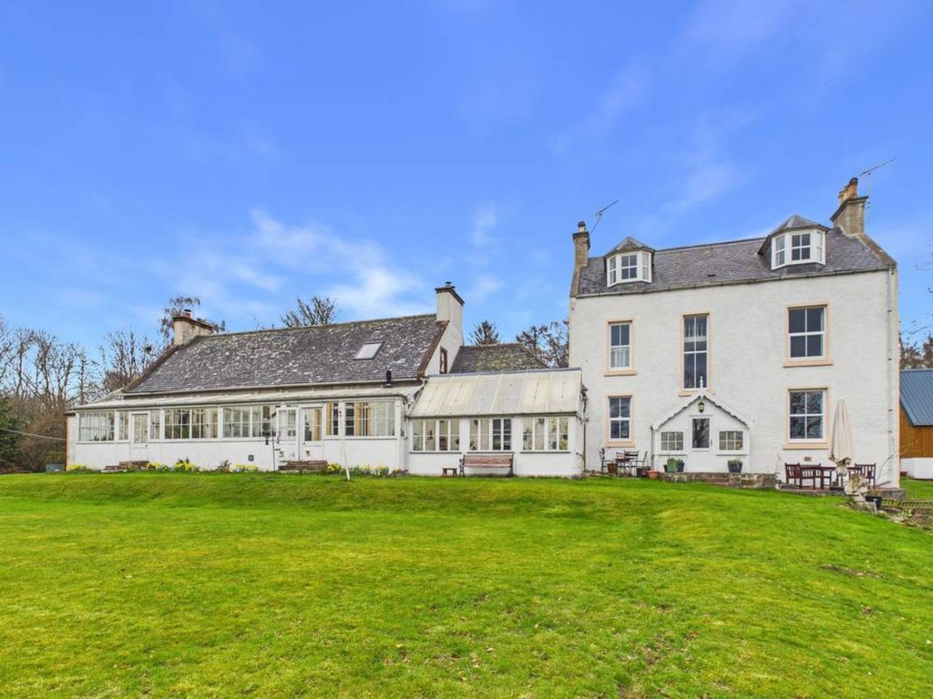 Property photo 1 of 50