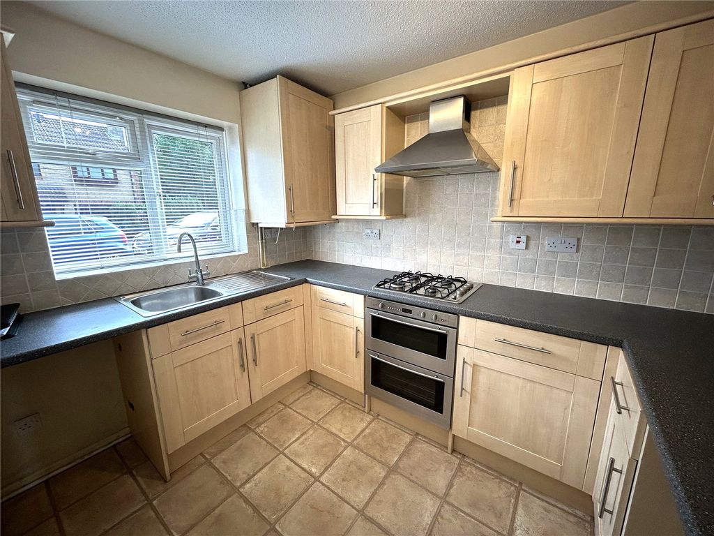 Property photo 2 of 9 Picture No. 15