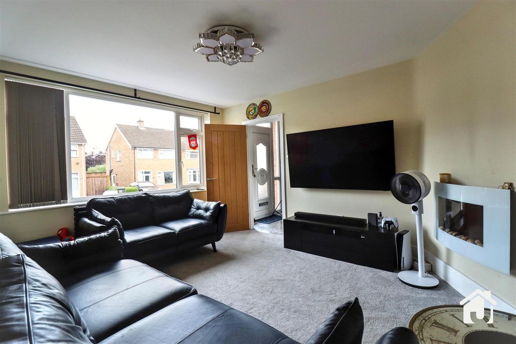 Property photo 3 of 30 Img_1437.Jpg