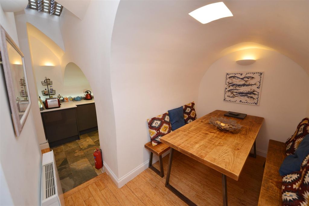 Property photo 1 of 27 Lounge/Kitchen/Diner