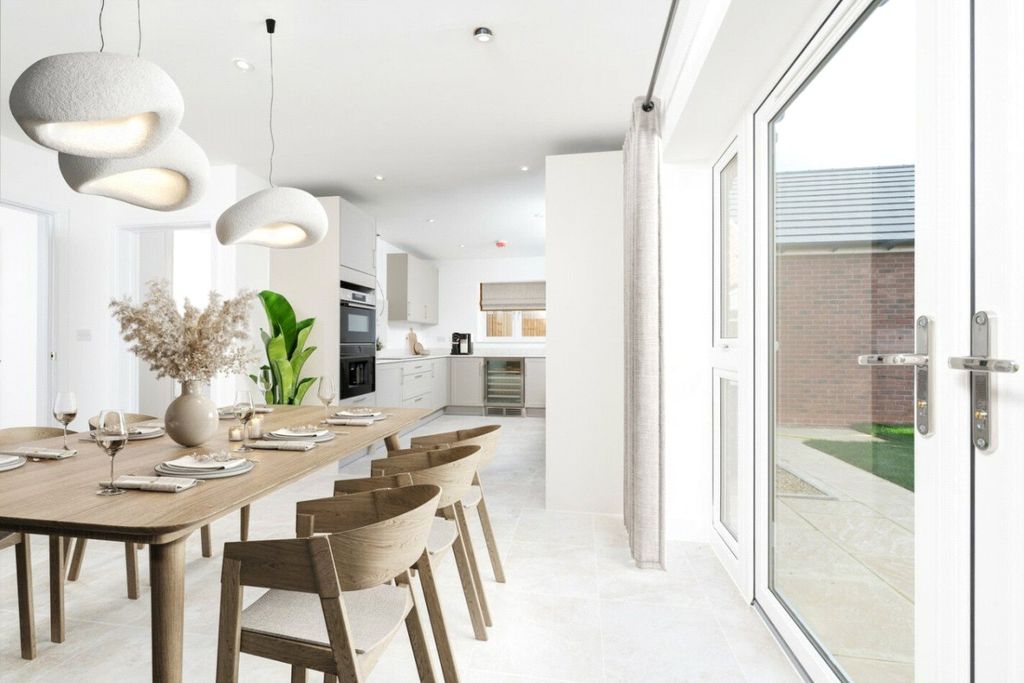 Property photo 1 of 8 Picture No. 16