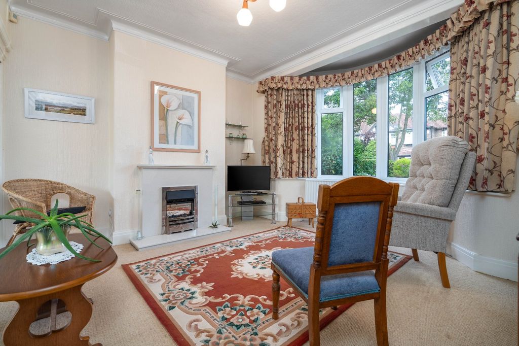 Property photo 3 of 24 Picture No. 08