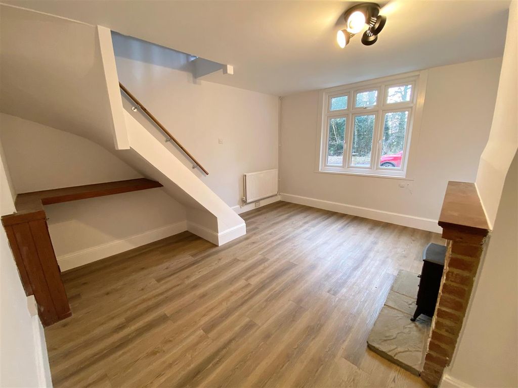 Property photo 3 of 12 8.Jpg