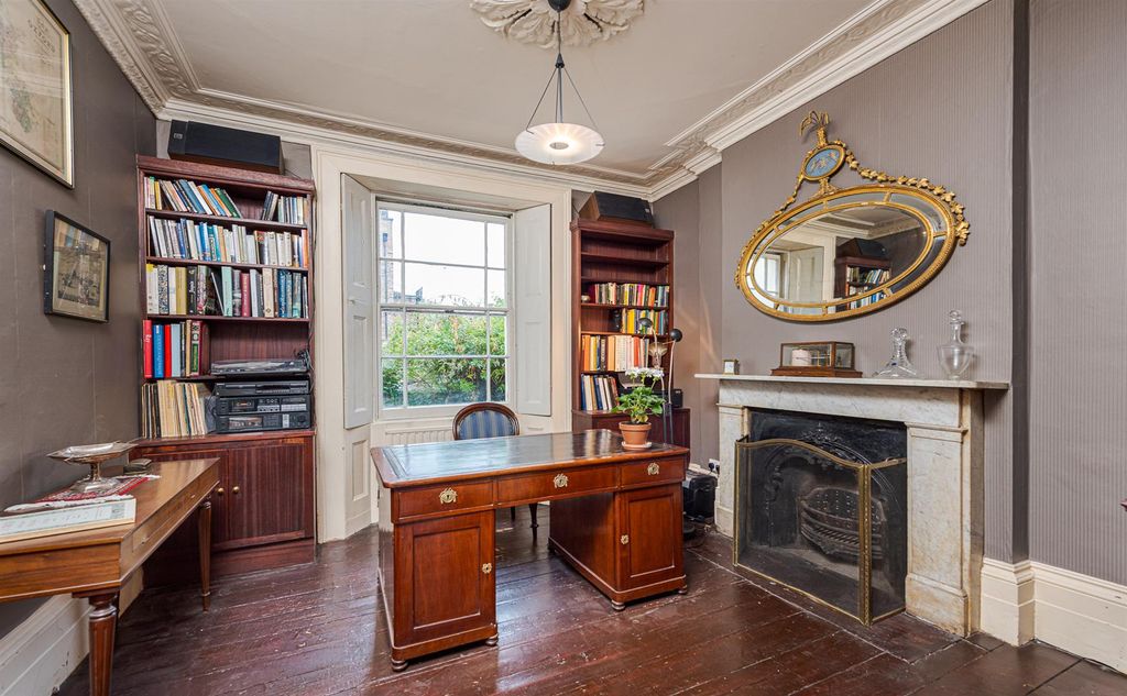 Property photo 3 of 20 Talbot Road 39-9-2. Low Res.Jpg