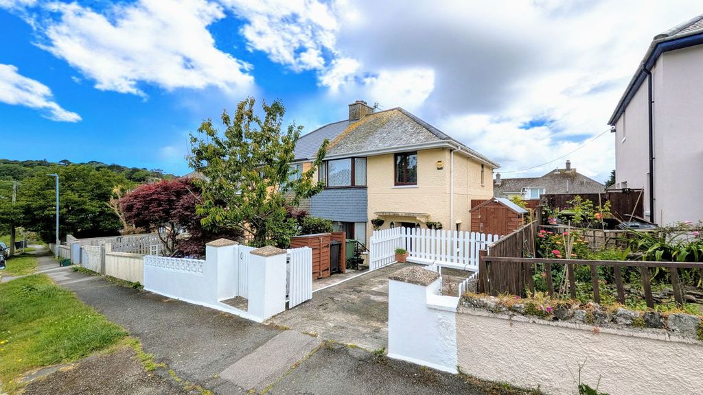 Property photo 1 of 12