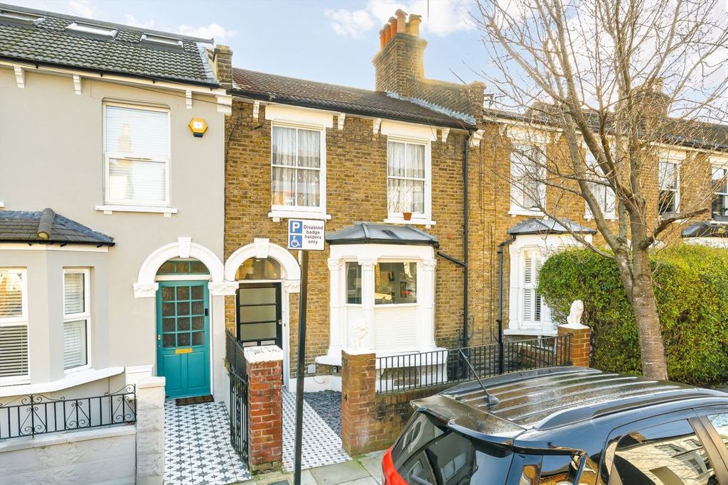 Property photo 1 of 7