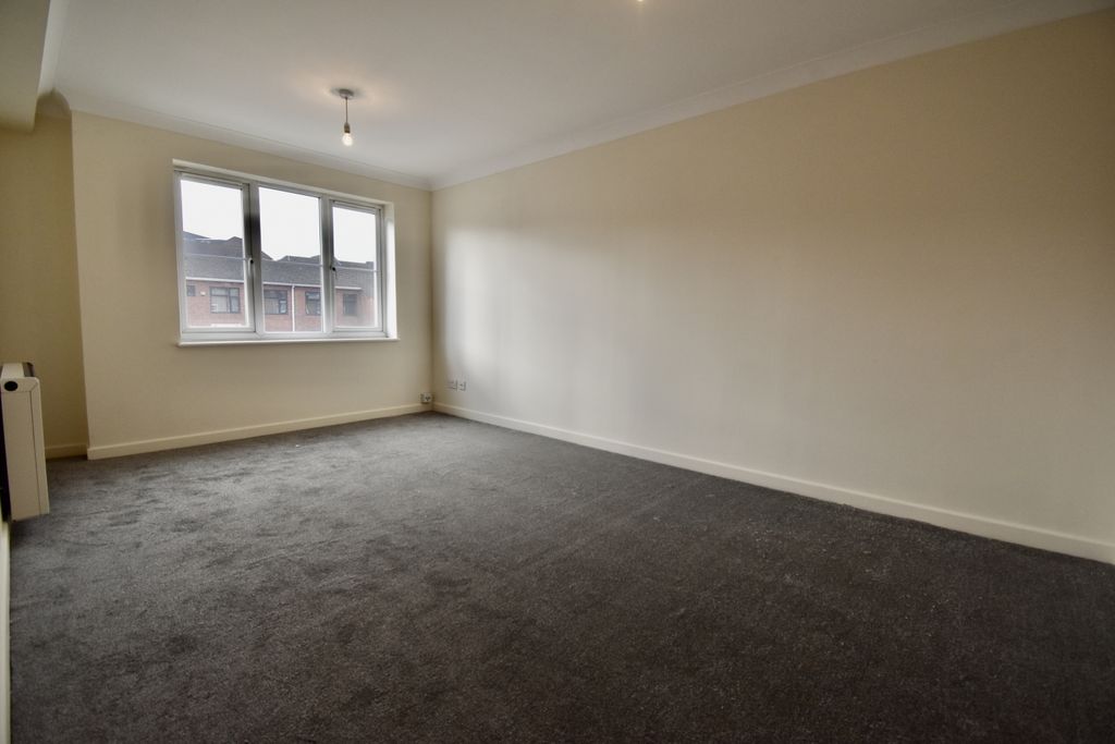 Property photo 3 of 8 Dsc_0506