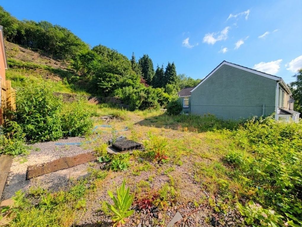 Property photo 1 of 12 Image~103