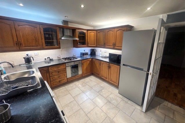 Property photo 3 of 14 Image