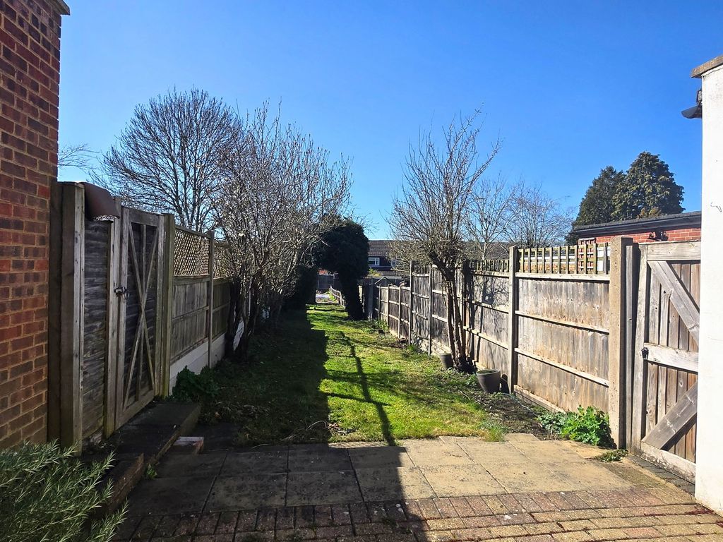 Property photo 2 of 16