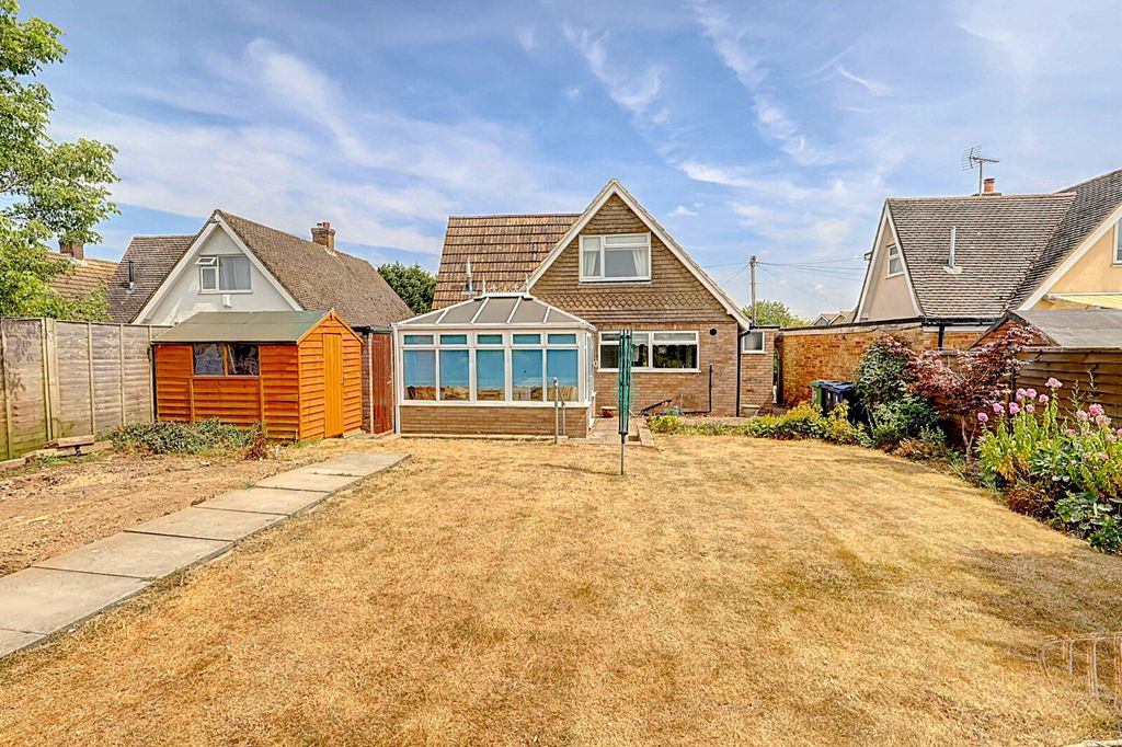 Property photo 1 of 10 Picture No. 12