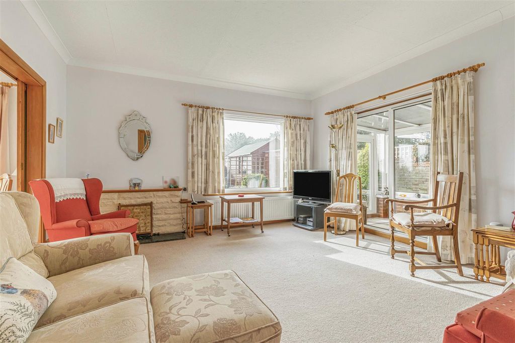 Property photo 3 of 24 5_64380-1.Jpg