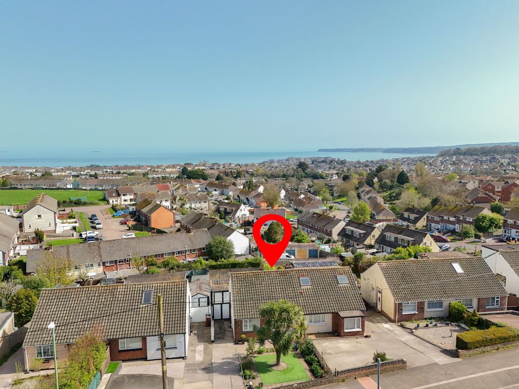 Property photo 2 of 23