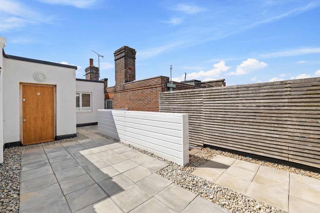Property photo 1 of 15 Picture No. 10
