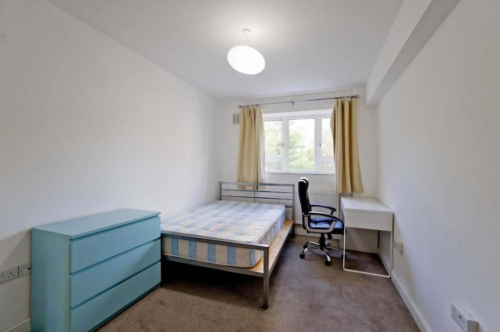 Property photo 3 of 14