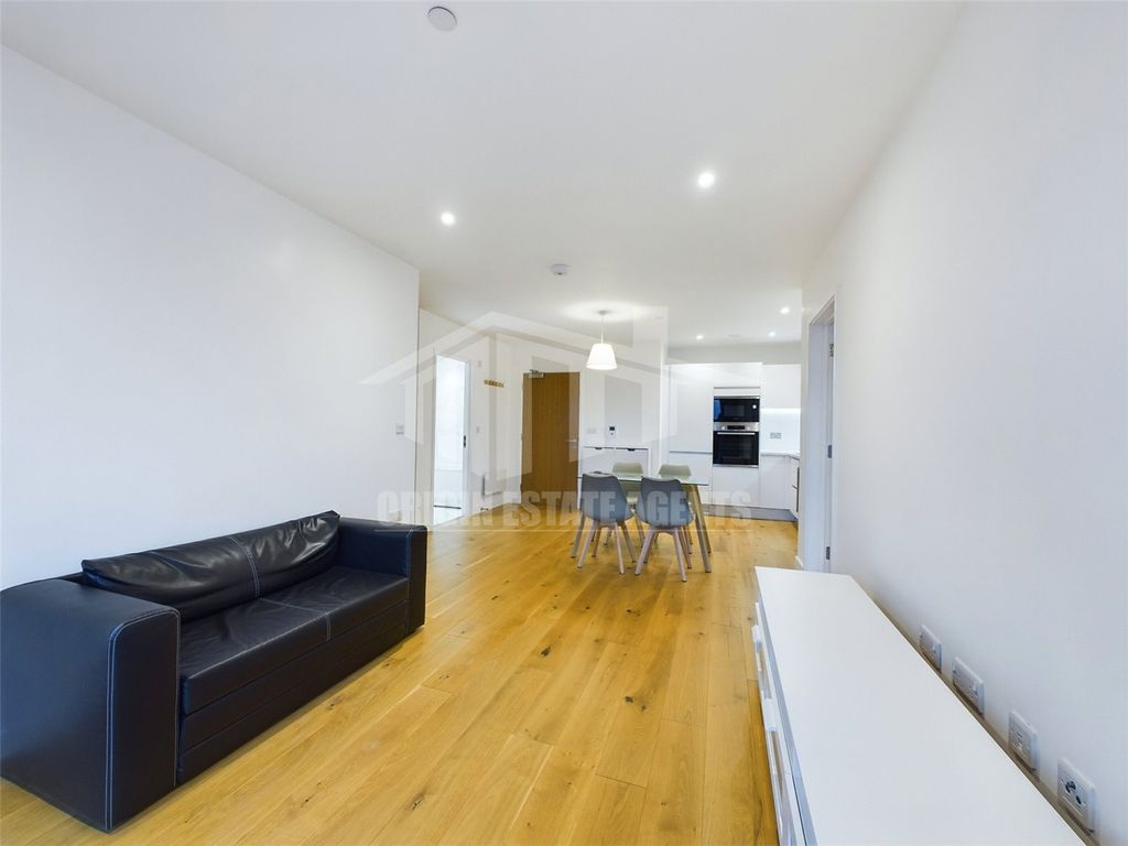 Property photo 3 of 15 Picture No. 31