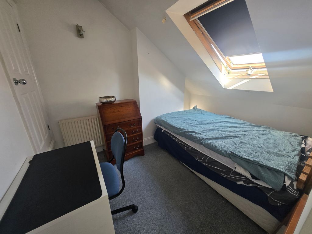 Property photo 3 of 7