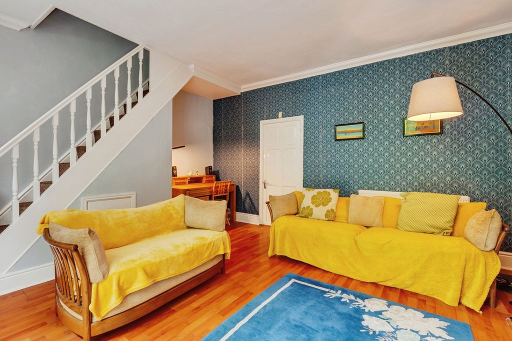 Property photo 3 of 19 Pbox-Img.Jpg