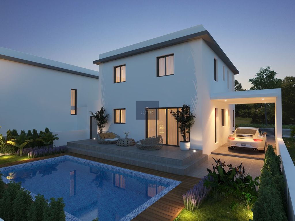 Property photo 3 of 8