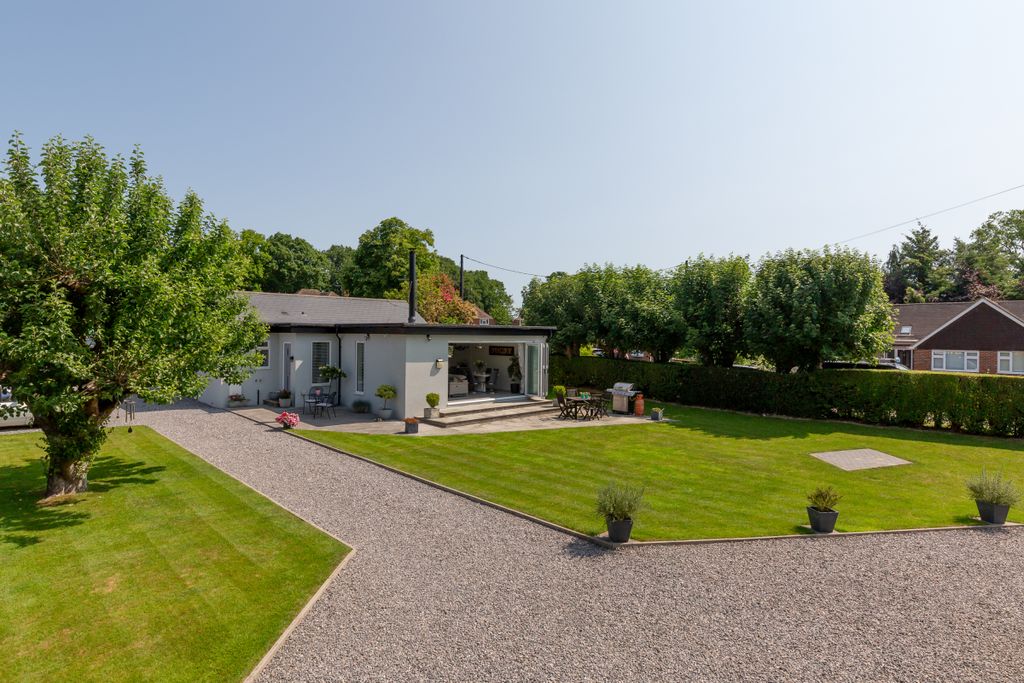 Property photo 1 of 16 Picture No. 01