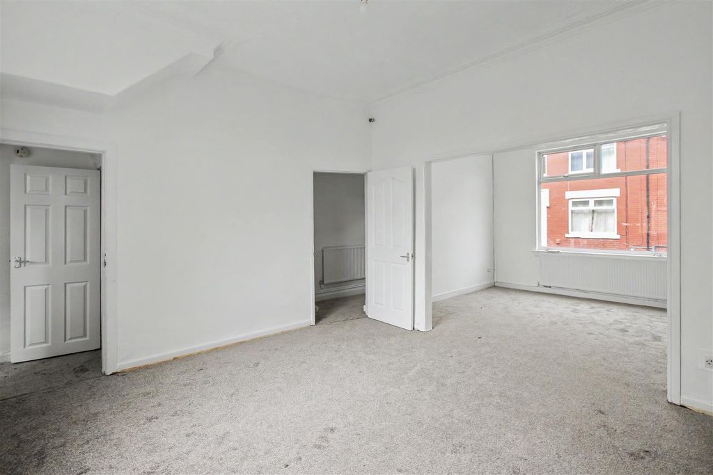 Property photo 3 of 16 Reception Room 2