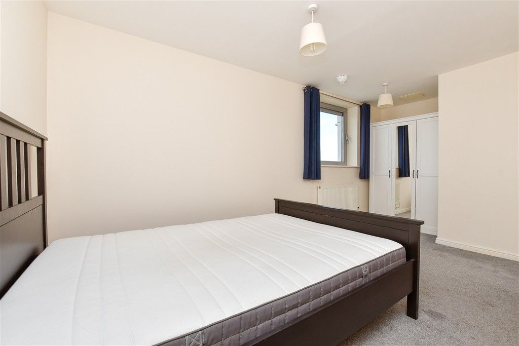 Property photo 3 of 16 Bedroom