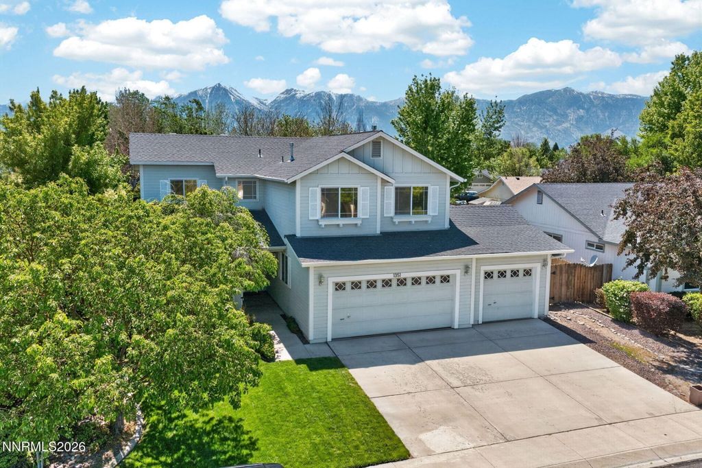 Property photo 1 of 27