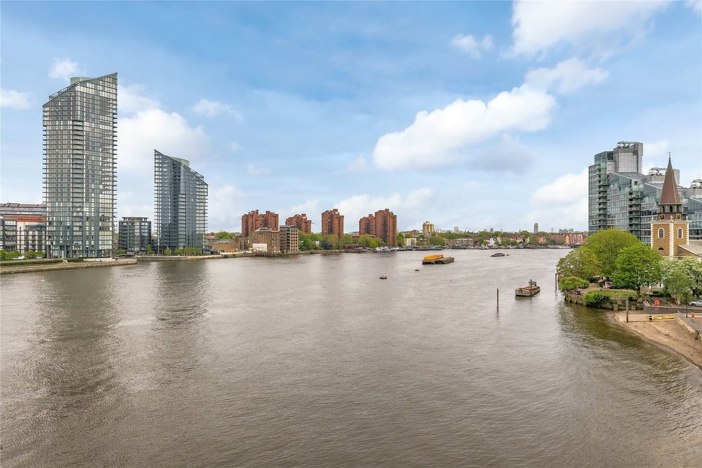 Property photo 1 of 9 River Side View