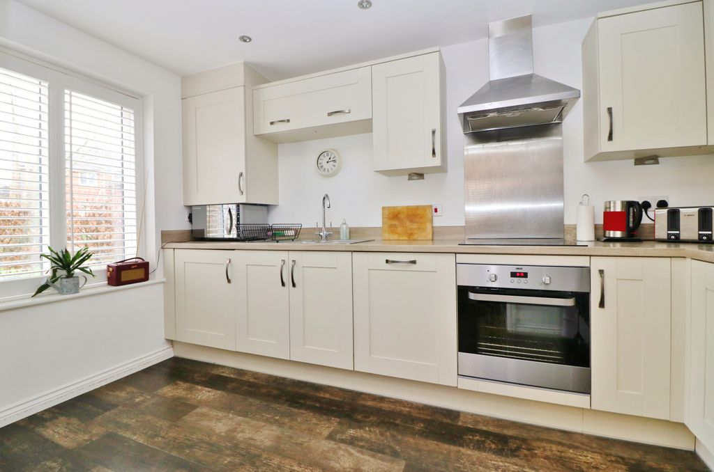 Property photo 3 of 14 Img_0718