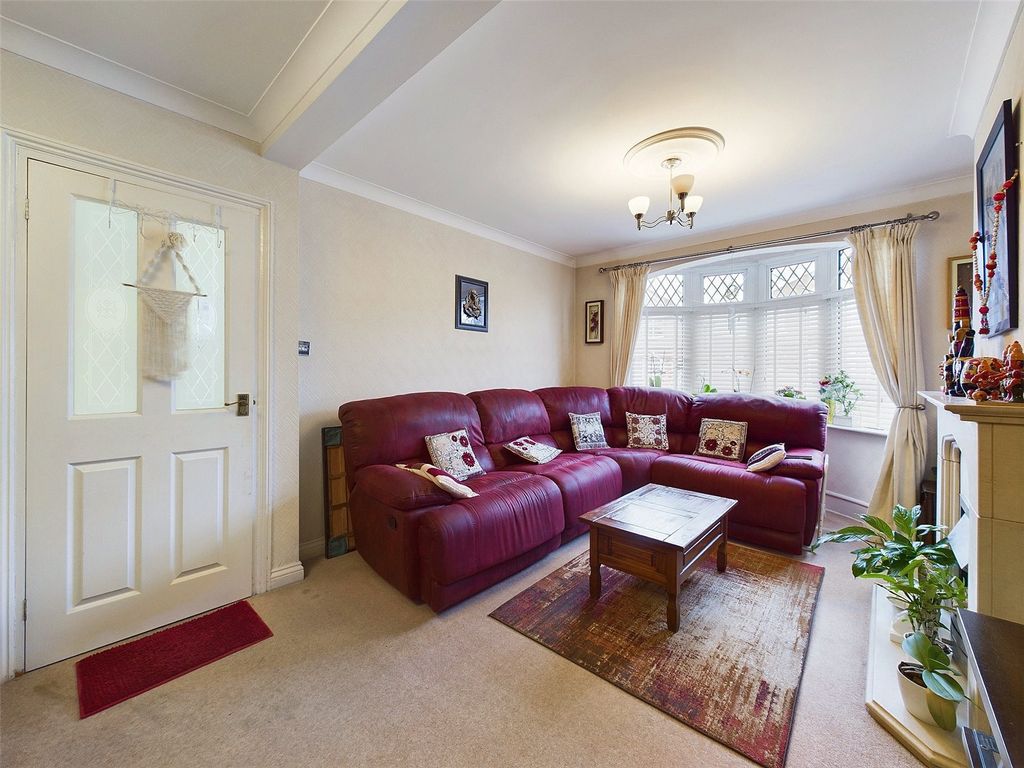 Property photo 3 of 21 Picture No. 37