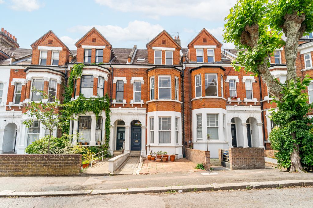 Property photo 3 of 15 Ndb07520-Edit