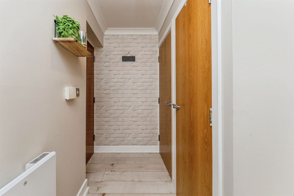 Additional image 13 of 2 bed flat for saleNew Crane Street, Chester CH1