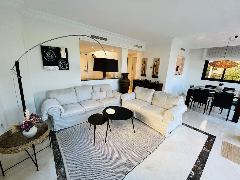 Property photo 3 of 32