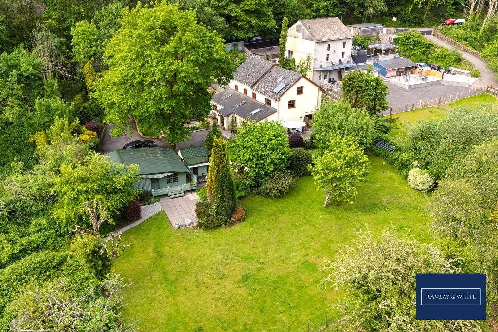 Property photo 2 of 27