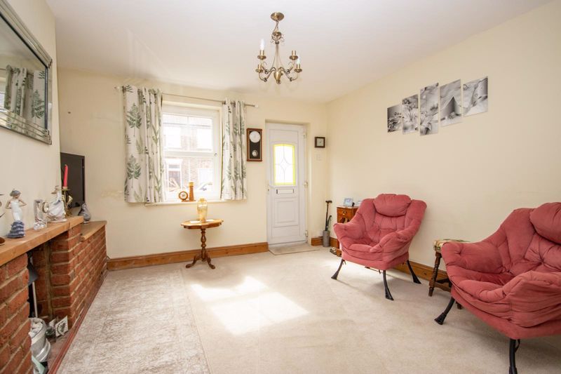 Property photo 3 of 11 Photo 2