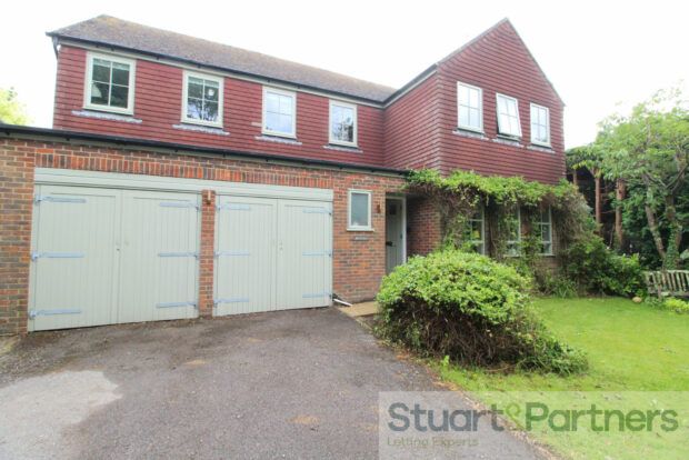 Property photo 3 of 24