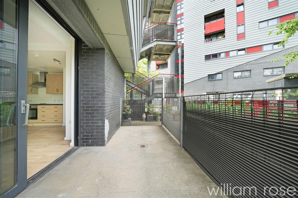 Property photo 3 of 11 Dsc07255.Jpg