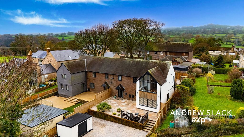 Property photo 1 of 40