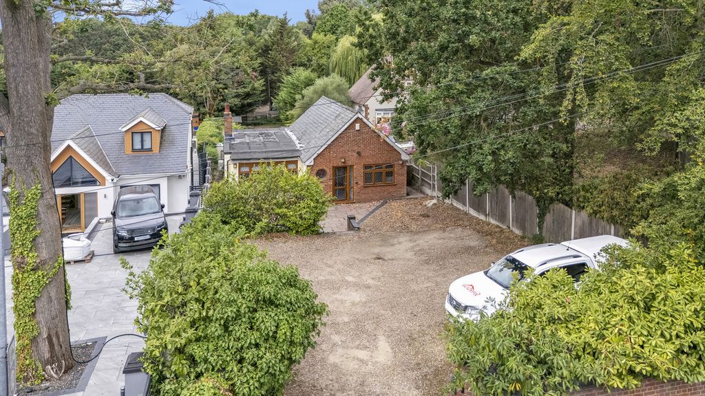Property photo 1 of 25