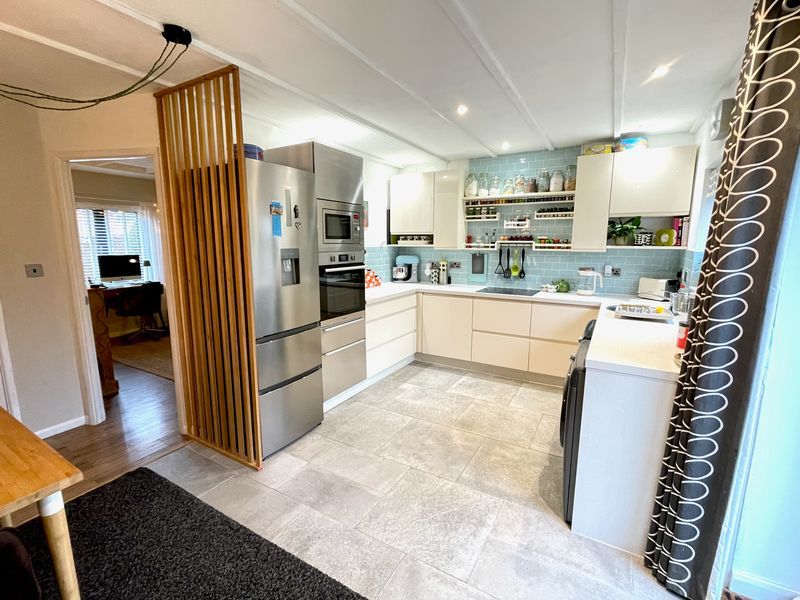 Property photo 2 of 14 Photo 12