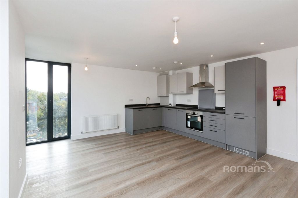 Property photo 3 of 14 Picture No. 20